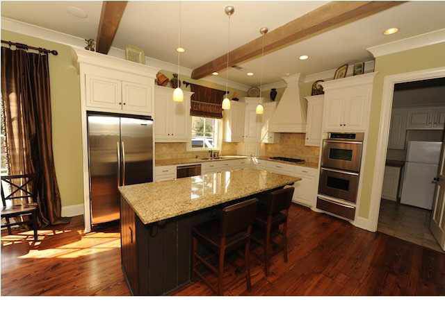 2405 Southwood Road Jackson, MS 39211 - Photo 8 of 23 Photo 8