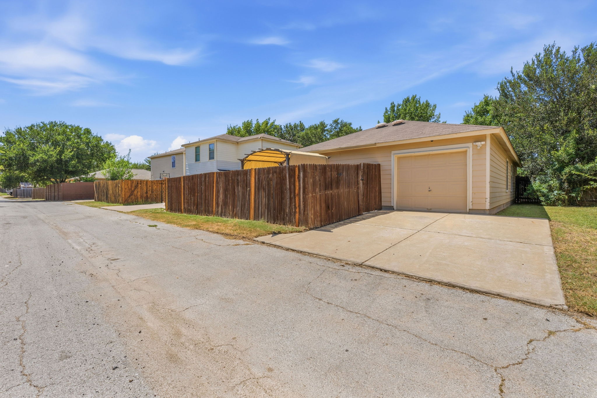5407 Viewpoint Drive Austin, TX 78744 - Photo 28 of 28