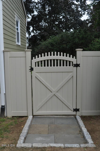 28 Rippowam Road, Unit A Cos Cob, CT 06807 - Photo 13 of 13 Gate to Yard