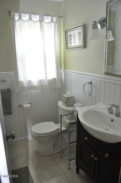28 Rippowam Road, Unit A Cos Cob, CT 06807 - Photo 9 of 13 Full Bath