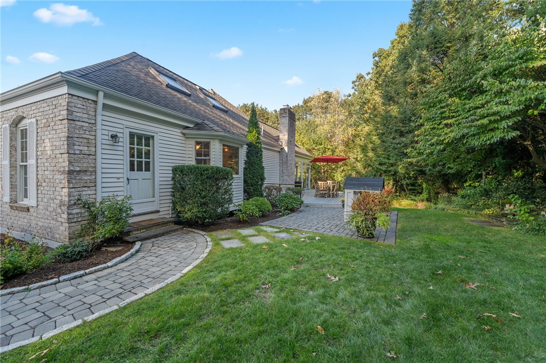 20 Briarbrook Drive Warwick, RI 02818 - Photo 32 of 40