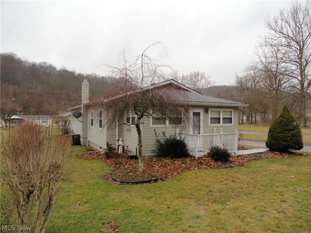 1986 Colliers Way Colliers, WV 26035 - Photo 1 of 20