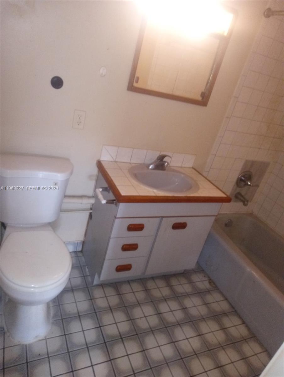 1925 Harding Street, Unit AD Hollywood, FL 33020 - Photo 3 of 5