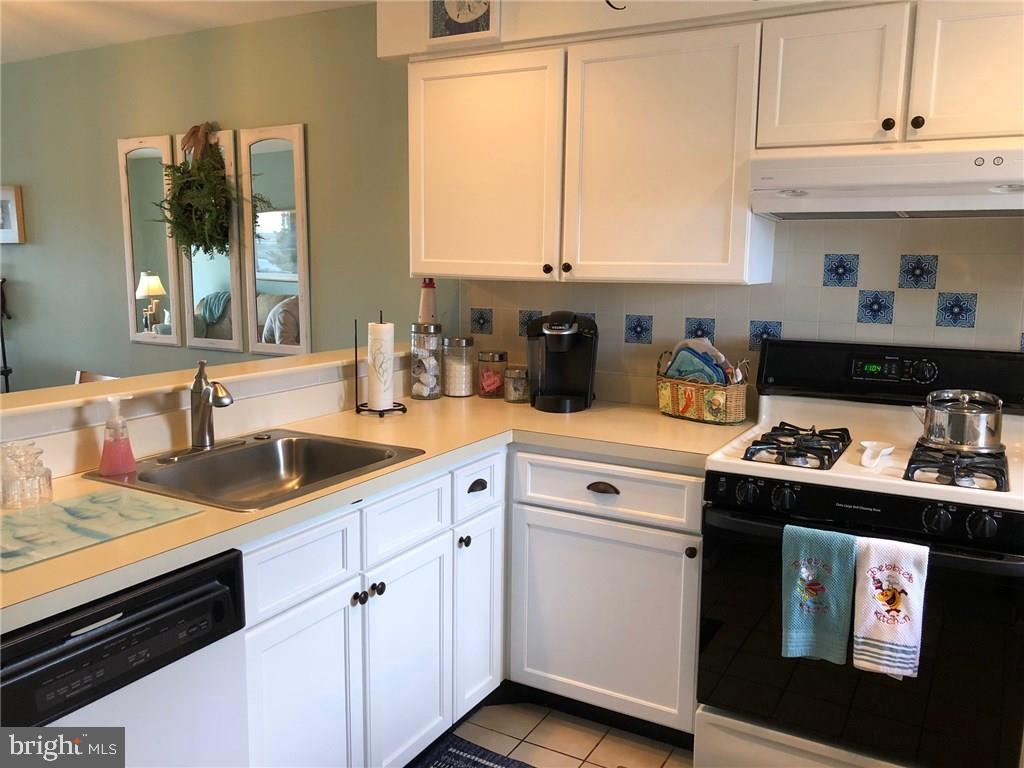 1161 Radio Road, Unit 4 Tuckerton, NJ 08087 - Photo 4 of 30 Gallery Image 4