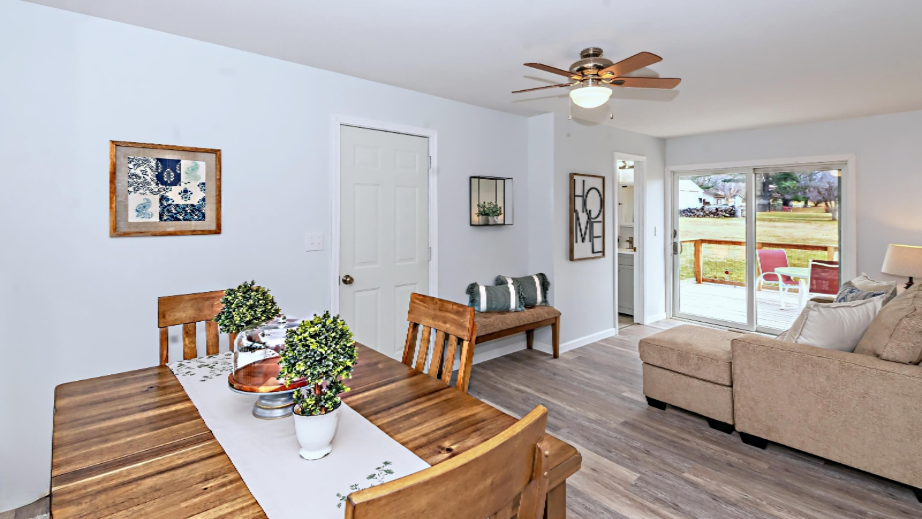 2850 Watson Road Sodus, MI 49126 - Photo 10 of 29 Dining/Family Room