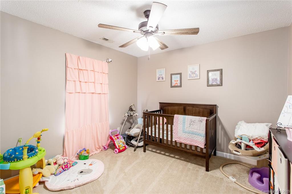 605 Overlook Road Lowell, NC 28098 - Photo 14 of 20 Gallery Image 14