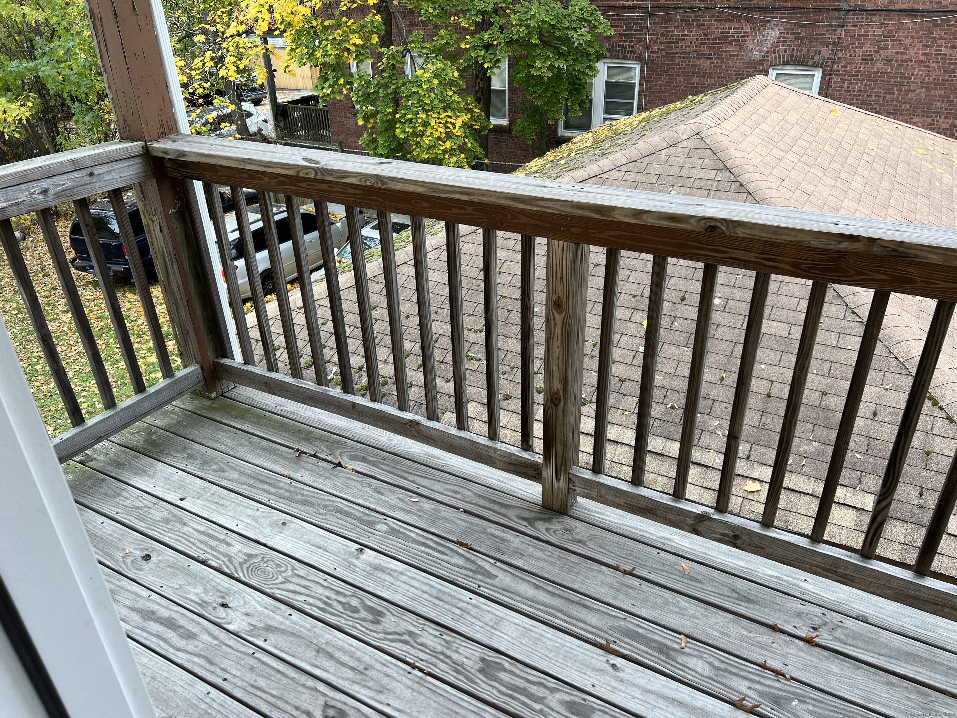 4 Magnolia Street, Unit 2 Hartford, CT 06112 - Photo 16 of 17 a view of a balcony