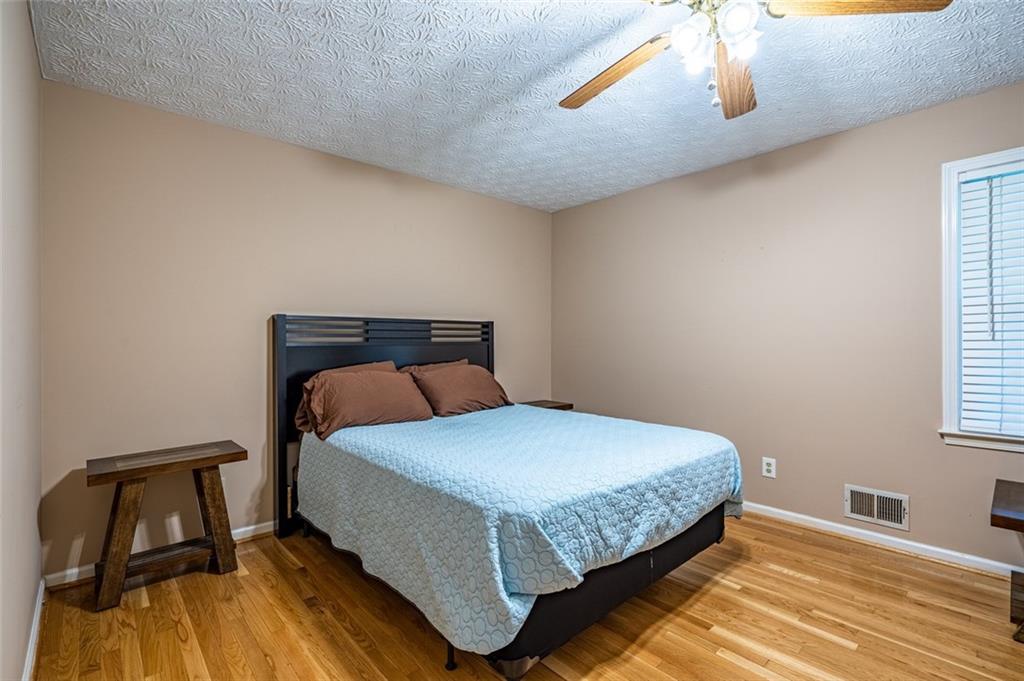 465 Dobbs Road, Unit B Woodstock, GA 30188 - Photo 21 of 40