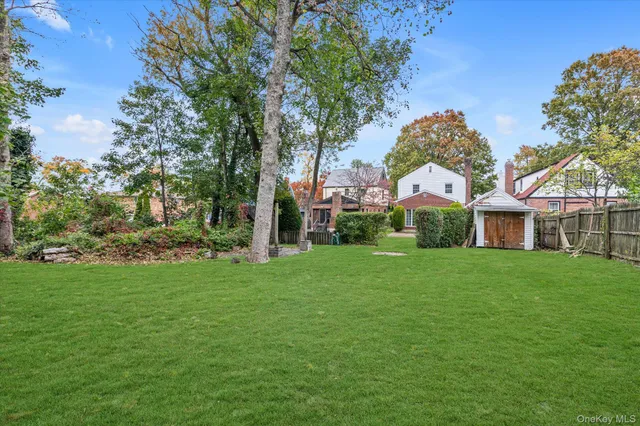 $1,299,888 | 47-44 Glenwood Street | Little Neck