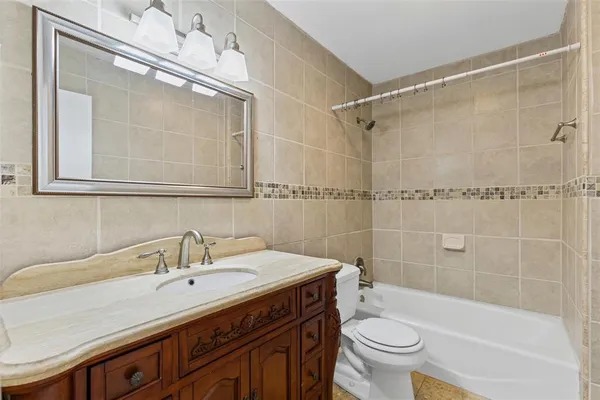 $1,900 | 1605 Morningside Drive, Cleburne, TX 76033