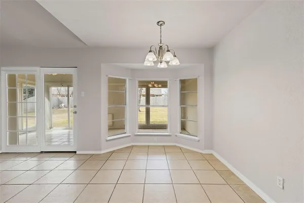 $1,900 | 1605 Morningside Drive, Cleburne, TX 76033