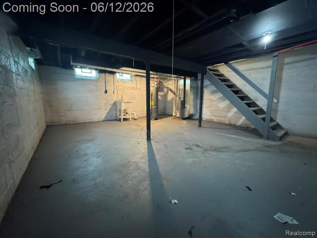 12651 Kelly Road Detroit, MI 48224 - Photo 3 of 13