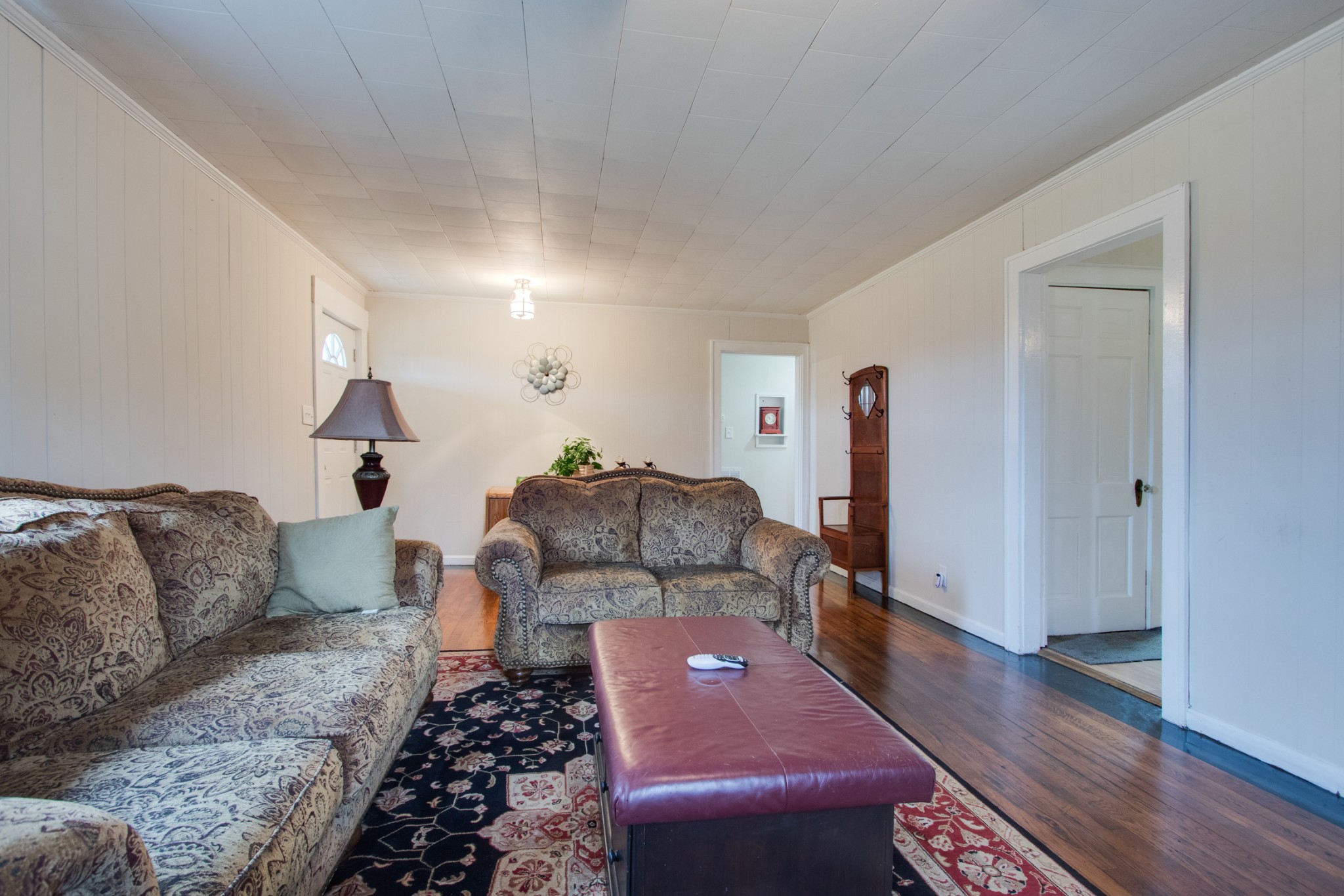 340 South Commerce Road Watertown, TN 37184 - Photo 11 of 38 a living room with furniture and wooden floor