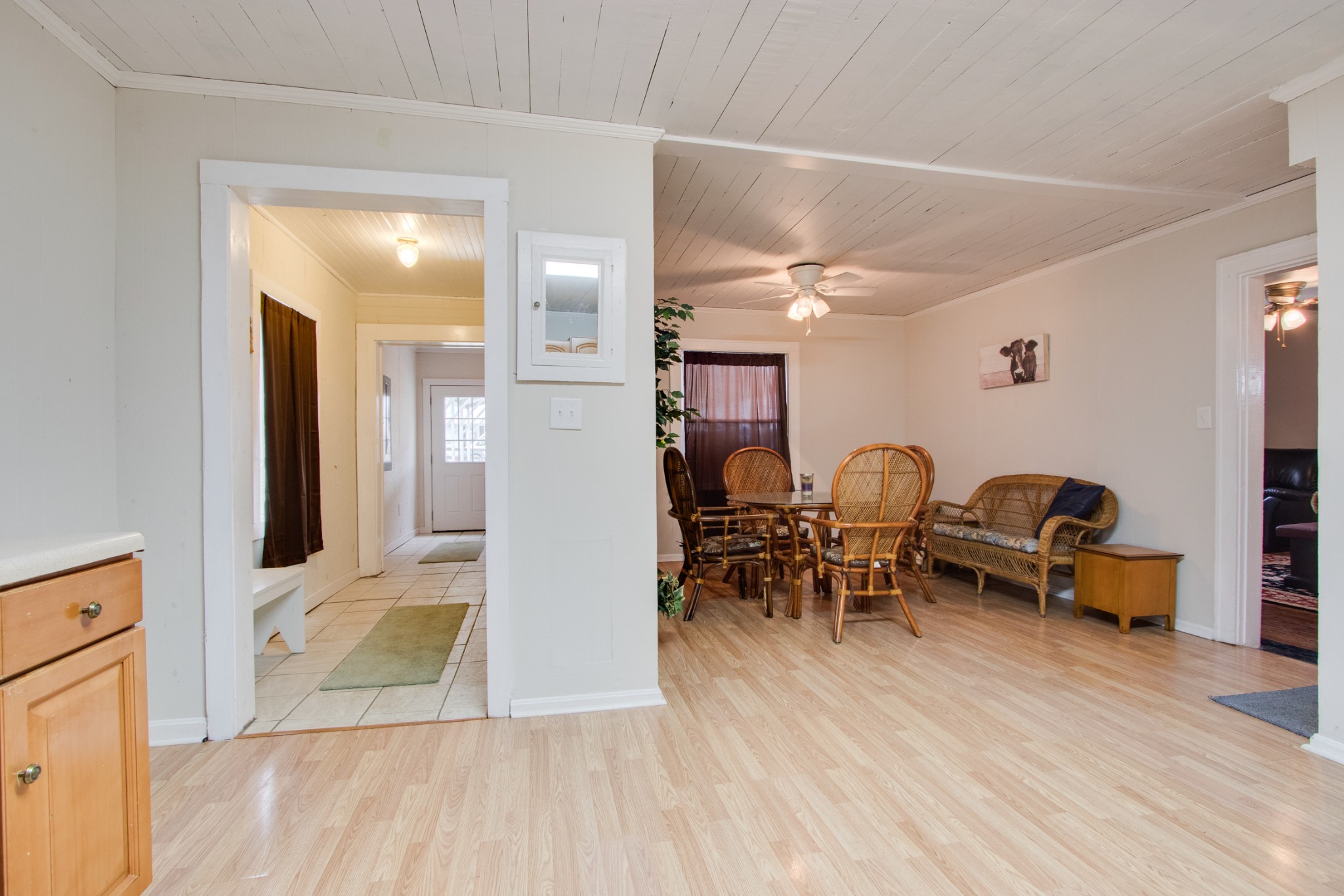 340 South Commerce Road Watertown, TN 37184 - Photo 17 of 38 a view of a dining room with furniture and wooden floor