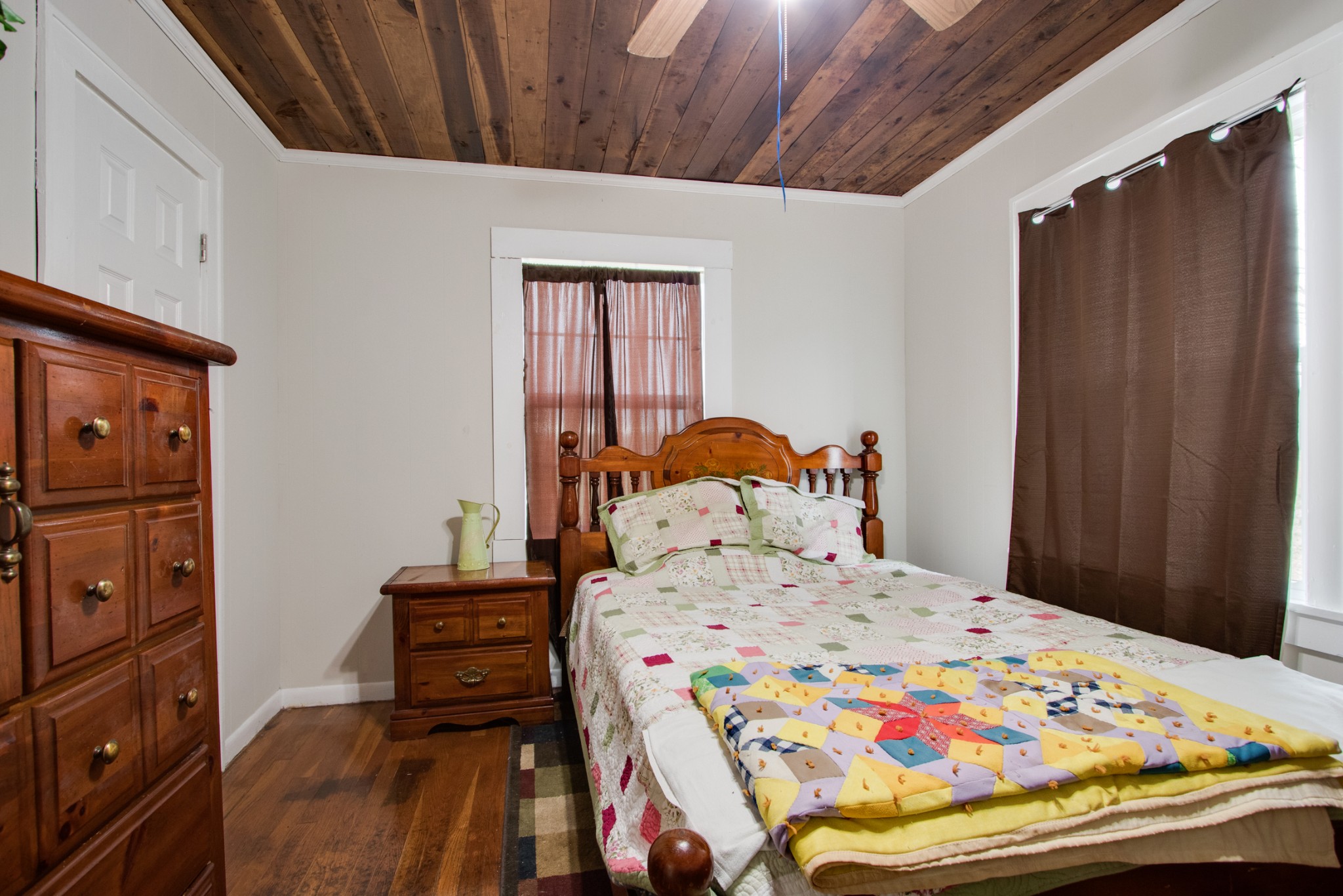 340 South Commerce Road Watertown, TN 37184 - Photo 26 of 38 a bedroom with a bed and a dresser