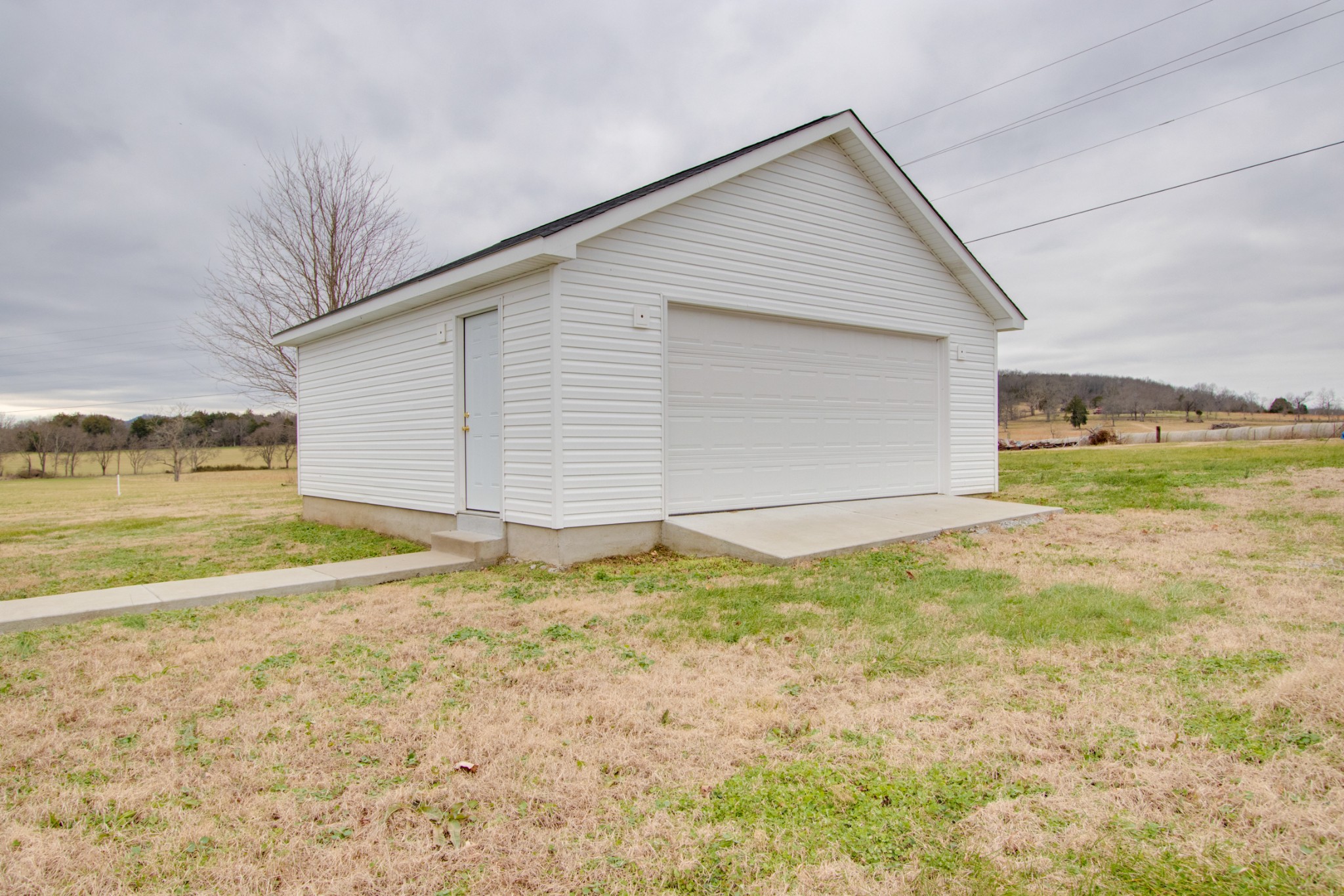 340 South Commerce Road Watertown, TN 37184 - Photo 33 of 38 a view of a backyard of the house