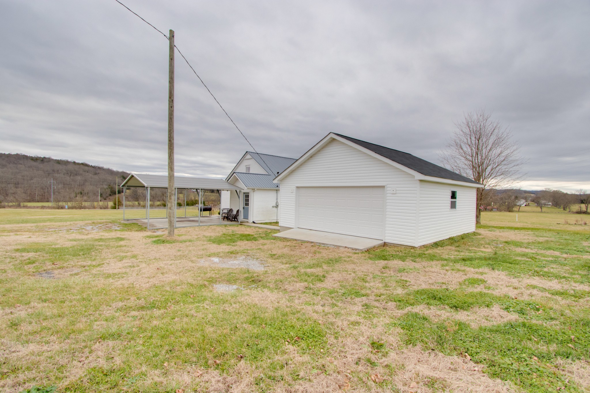 340 South Commerce Road Watertown, TN 37184 - Photo 34 of 38 a house view with a outdoor space