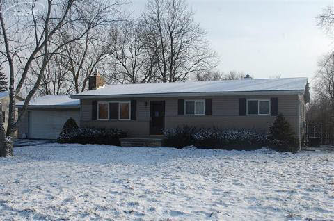 1135 Reid Road Flint, MI 48507 - Photo 2 of 17 20325291-1.JPG