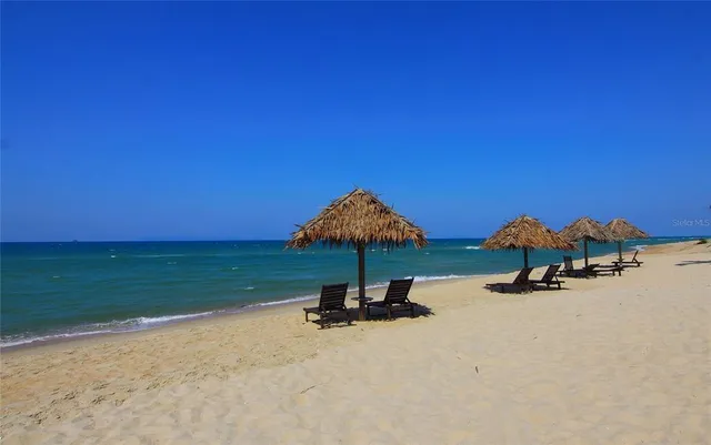 $1,375,000 | 51 South Adams Drive, Sarasota, FL 34236