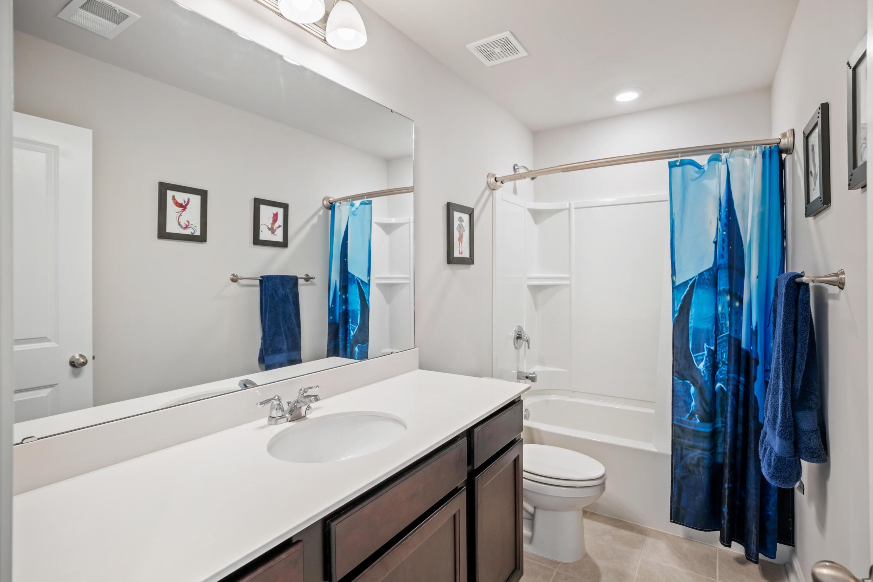 322 Bountiful Drive Moncks Corner, SC 29461 - Photo 27 of 34 Upstairs Full Bathroom