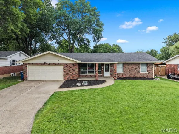 $319,000 | 2616 Headland Drive, St. Charles, MO 63301
