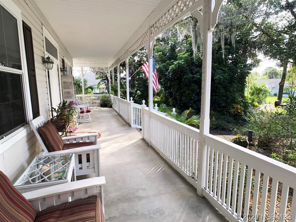 105 Flamingo Road Edgewater, FL 32141 - Photo 4 of 21 Gallery Image 4
