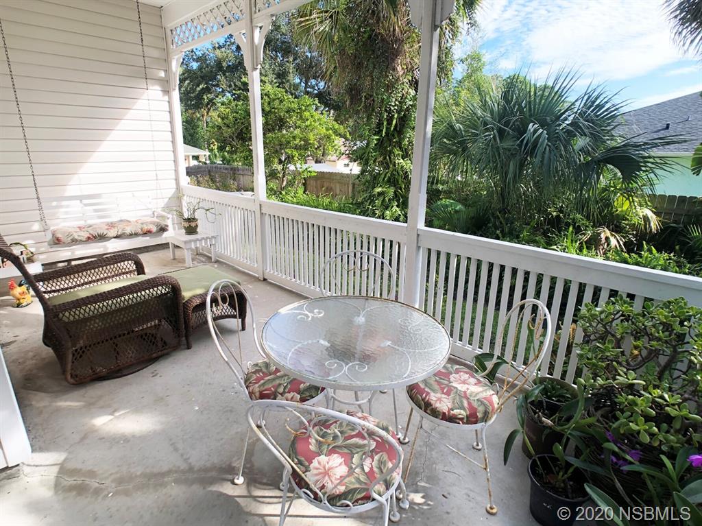 105 Flamingo Road Edgewater, FL 32141 - Photo 5 of 21 Gallery Image 5