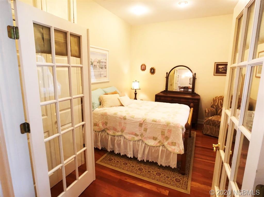 105 Flamingo Road Edgewater, FL 32141 - Photo 8 of 21 Gallery Image 8