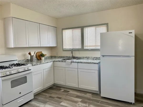 $1,975 | 118 East Gardena Boulevard, Carson, CA 90248