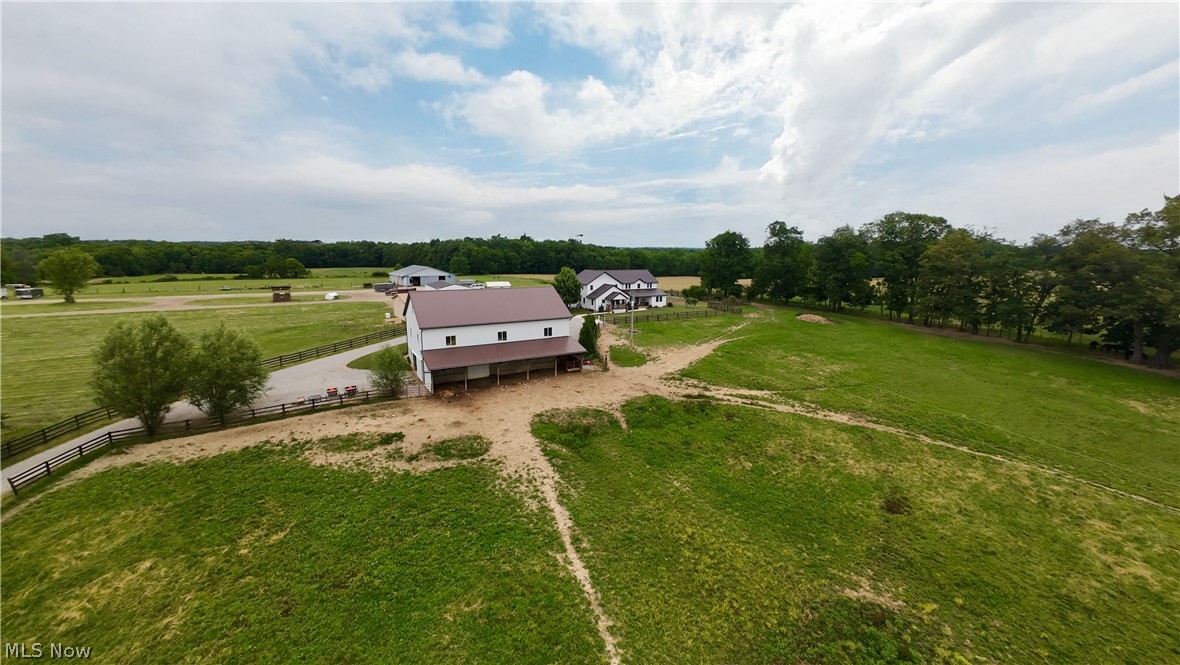27261 Newcastle Road Howard, OH 43028 - Photo 8 of 41