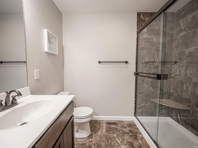 $319,900 | 3142 Helmsford Court, Evansville, IN 47715