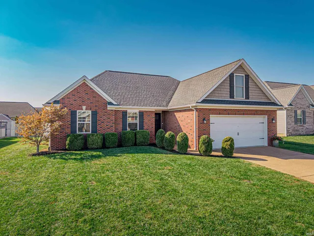 $319,900 | 3142 Helmsford Court, Evansville, IN 47715