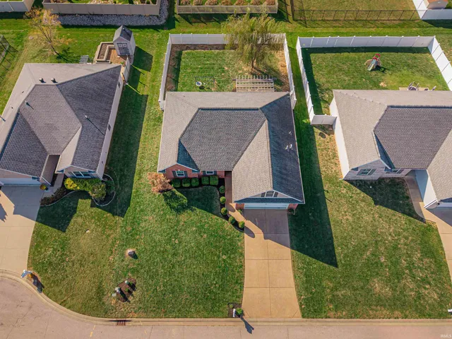 $319,900 | 3142 Helmsford Court, Evansville, IN 47715