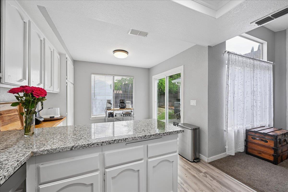 1221 Rudger Way Sacramento, CA 95833 - Photo 20 of 54