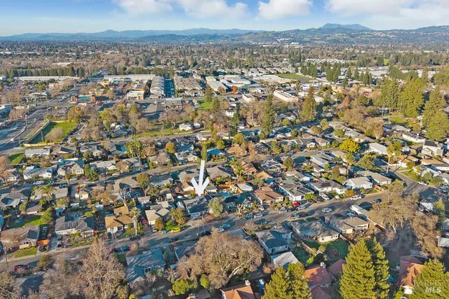 $635,000 | 1833 Janero Drive, Santa Rosa, CA 95407