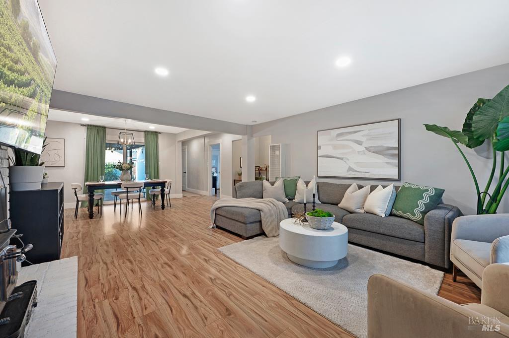 1833 Janero Drive Santa Rosa, CA 95407 - Photo 3 of 29