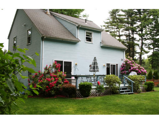 41 Old County Road Westfield, MA 01085 - Photo 3 of 28 a front view of house with yard and green space