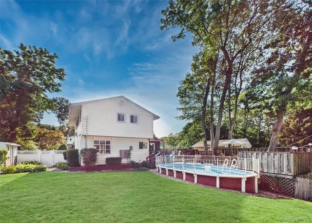 $799,999 | 5 Gristmill Drive, Kings Park, NY 11754