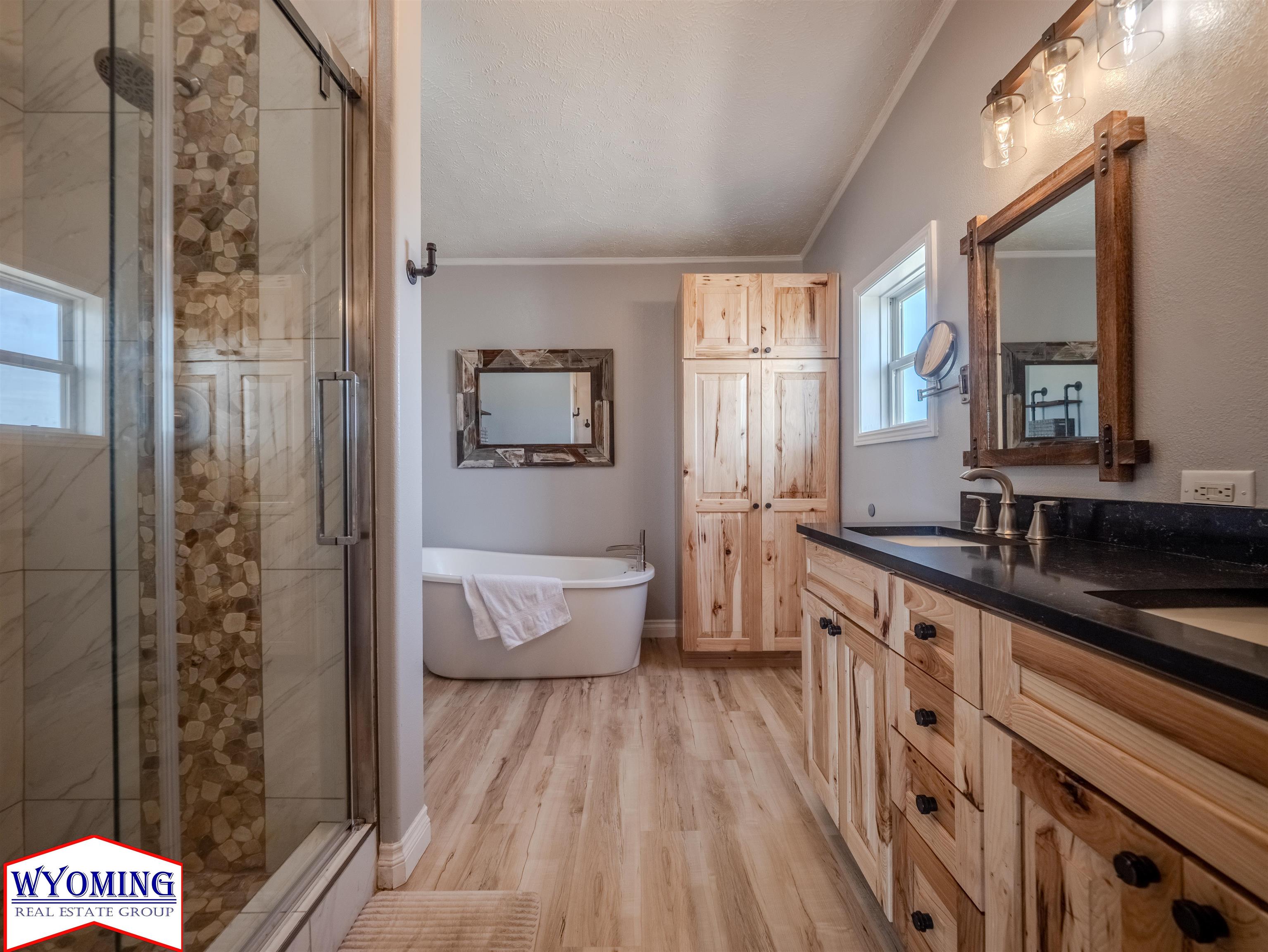 11302 Ridgeview Road Evansville, WY 82636 - Photo 14 of 37