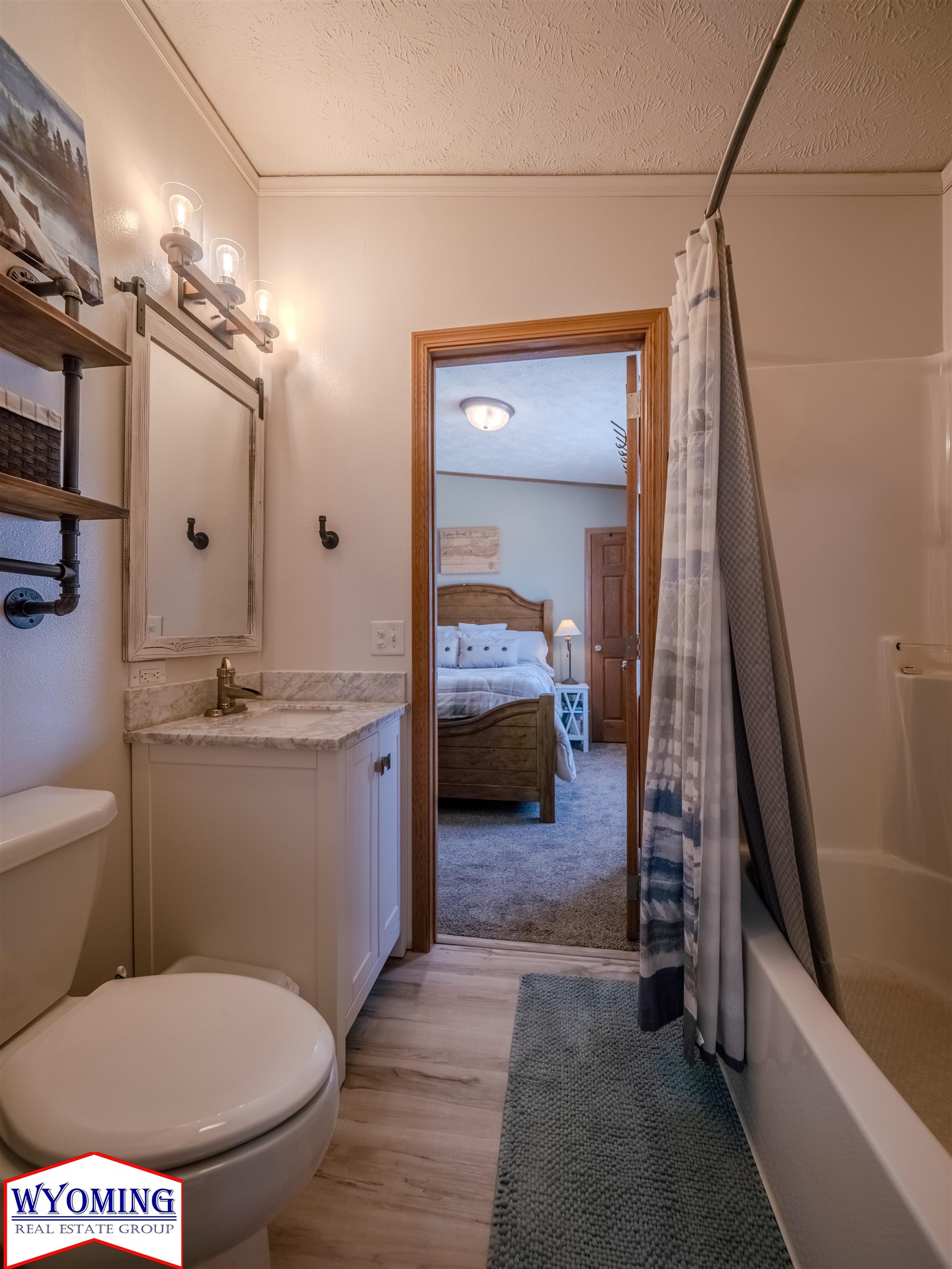 11302 Ridgeview Road Evansville, WY 82636 - Photo 19 of 37