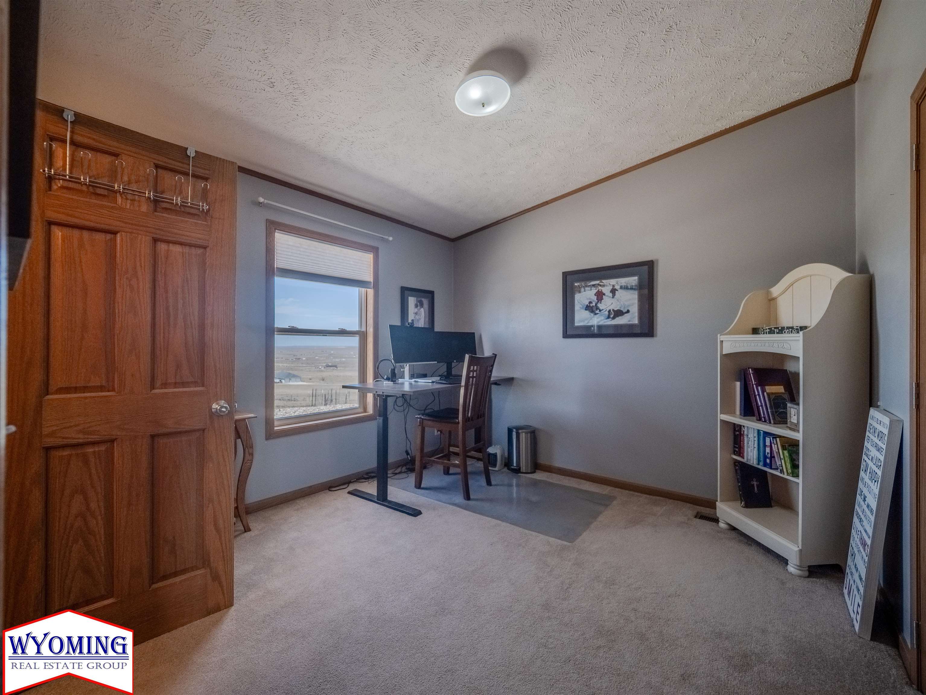 11302 Ridgeview Road Evansville, WY 82636 - Photo 20 of 37