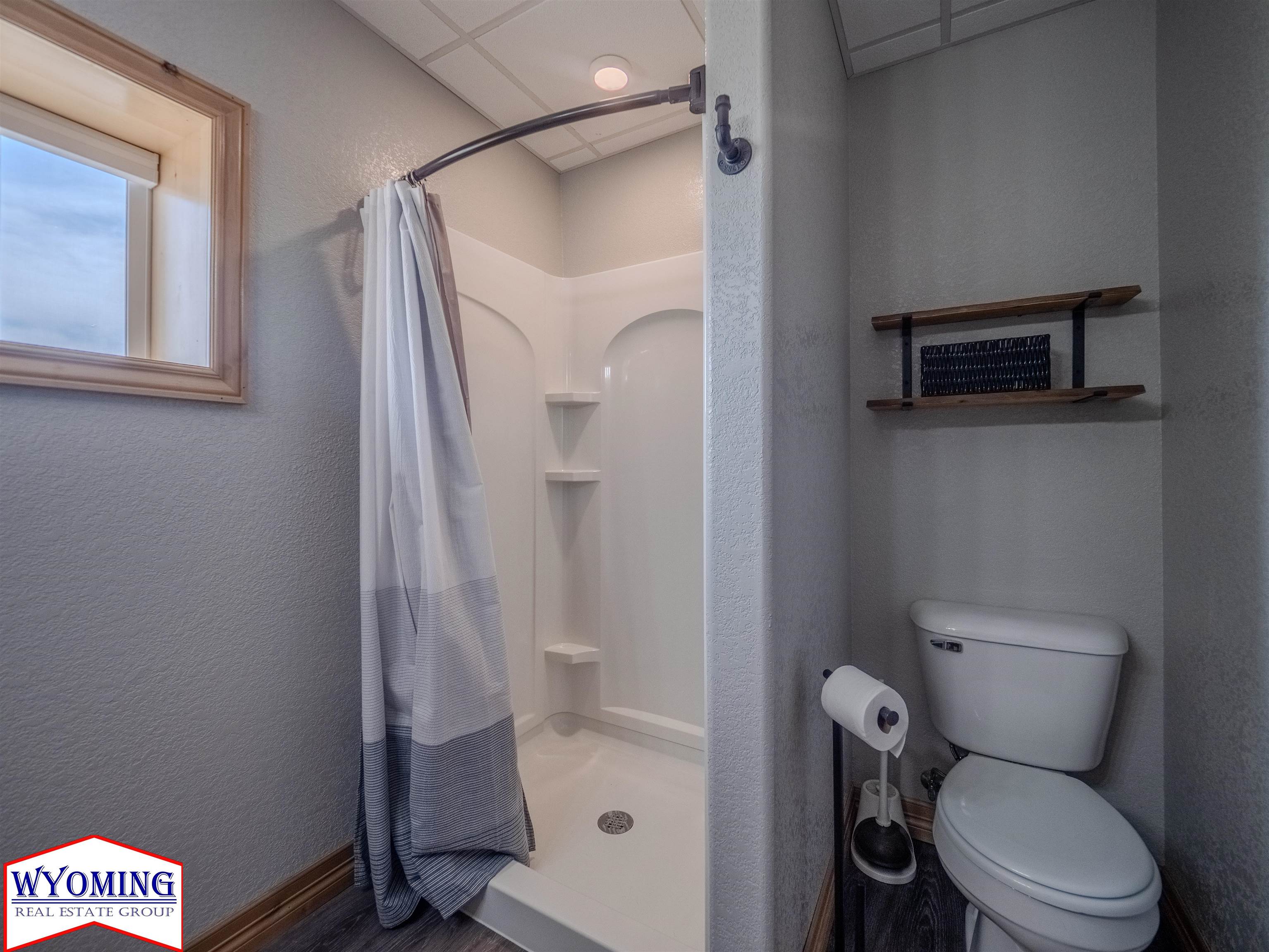 11302 Ridgeview Road Evansville, WY 82636 - Photo 25 of 37