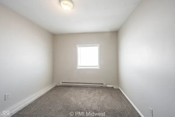 $925 | 4881 300W, Unit 21, New Palestine, IN 46163