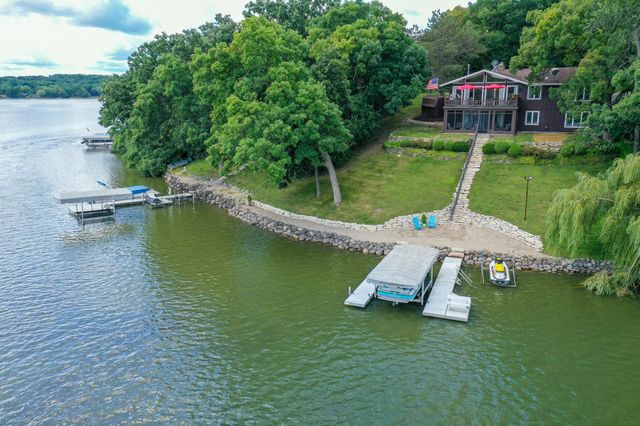 N7290 Krahn Drive, Whitewater, WI 53190