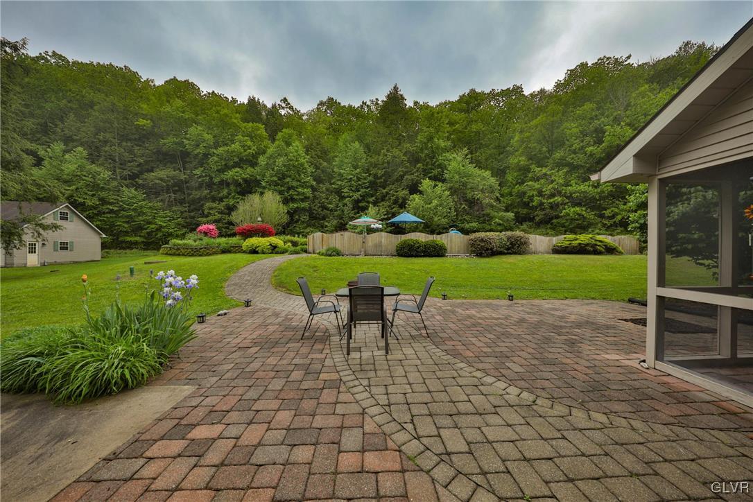 433 Merwinsburg Road Effort, PA 18330 - Photo 39 of 50 View looking toward backyard and pool.