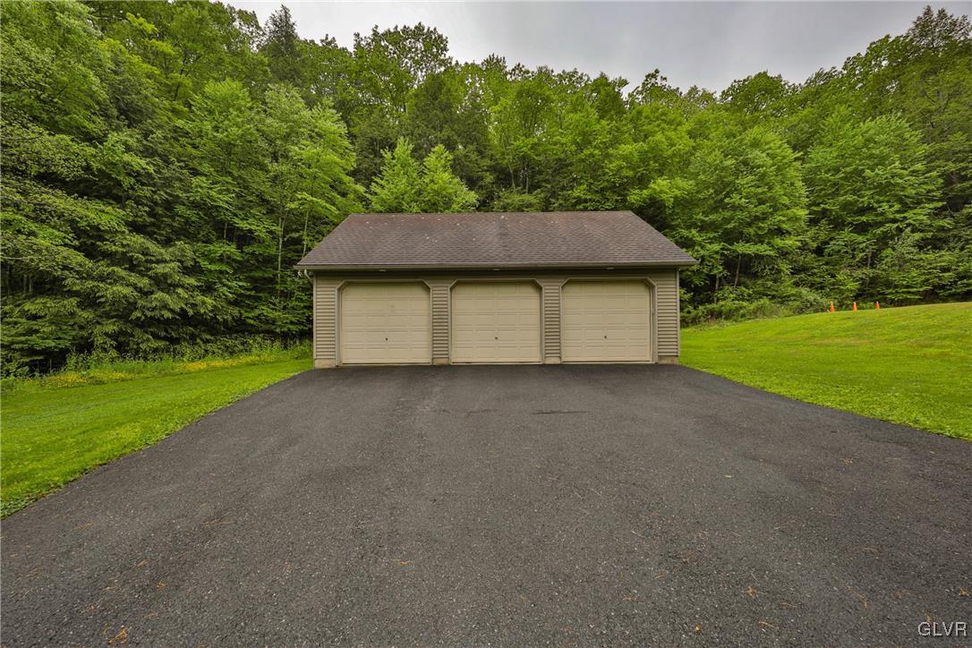 433 Merwinsburg Road Effort, PA 18330 - Photo 8 of 50 The detached garage with attic makes a dream works