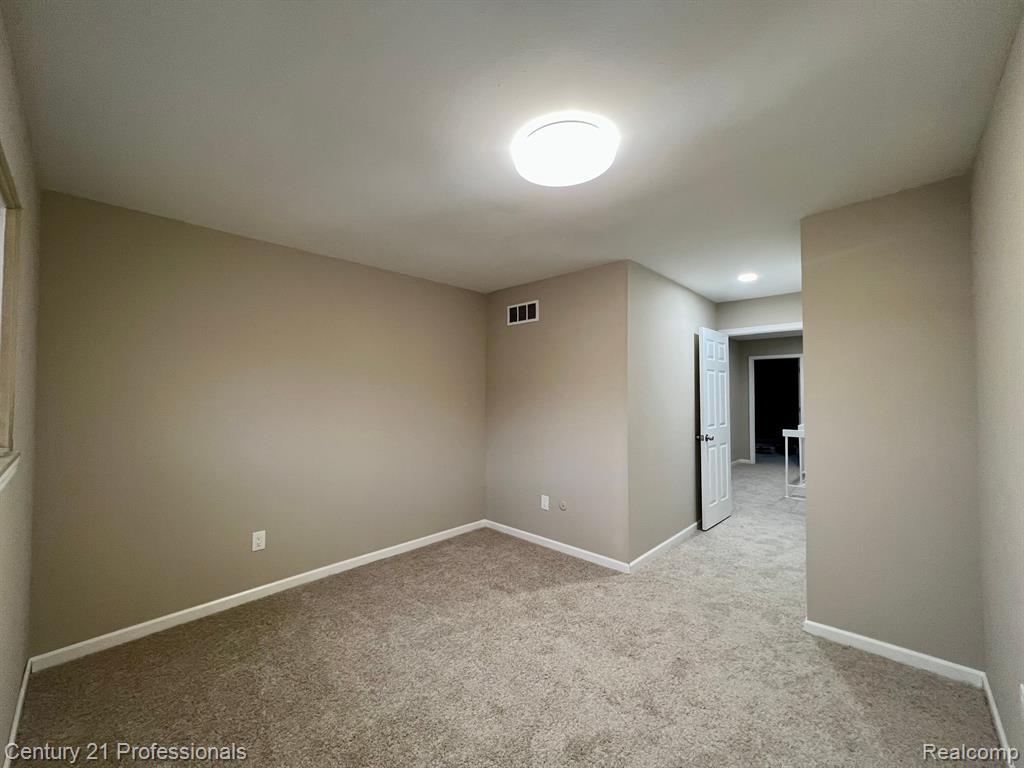 7231 Morton Taylor N Road Canton, MI 48187 - Photo 26 of 31