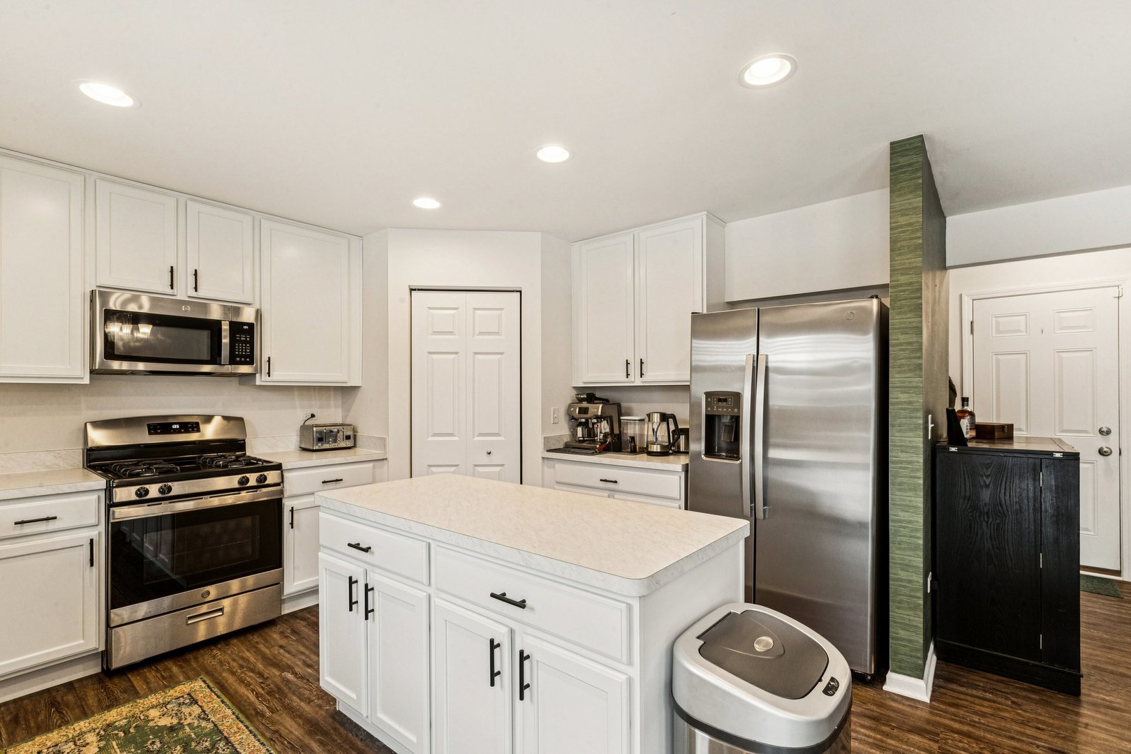 207 Cooper Street Plano, IL 60545 - Photo 13 of 38