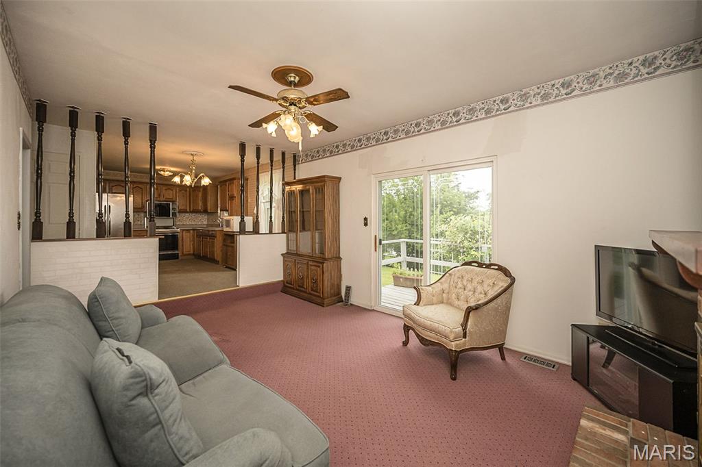 408 Birdie Hills Road St. Peters, MO 63376 - Photo 12 of 32