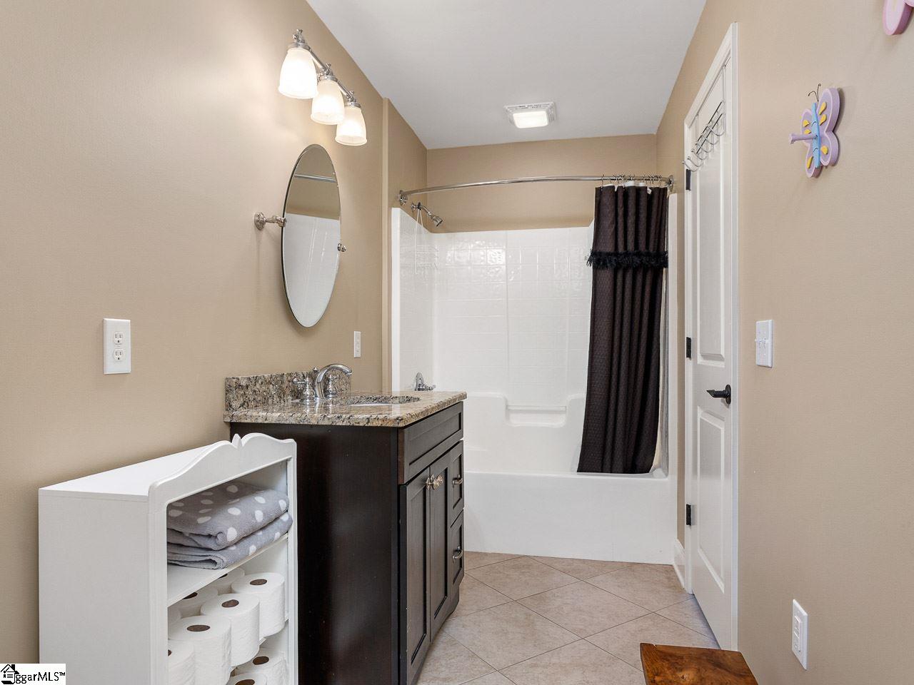 322 Fishermans Cove Inman, SC 29349 - Photo 30 of 36 Gallery Image 30